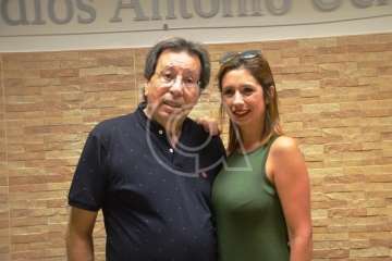 PCL Radio estrena programación e inmortaliza a Antonio Uche (Foto TA)